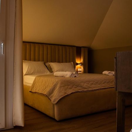 Vila Koja Boutique Hotel Tirana Esterno foto